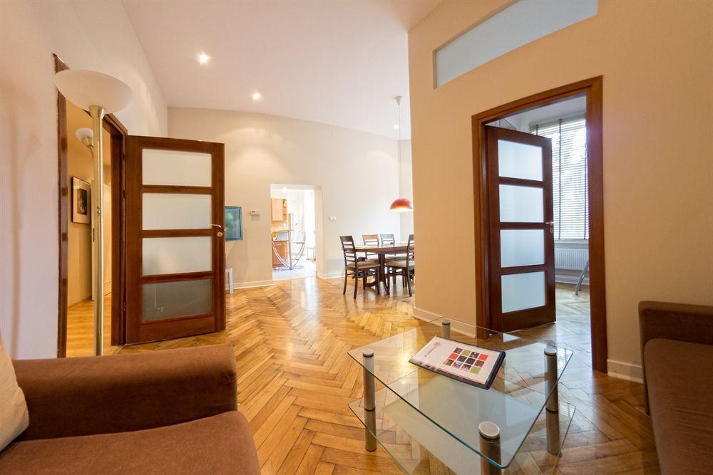 Nocny Krakow B&B Bagian luar foto