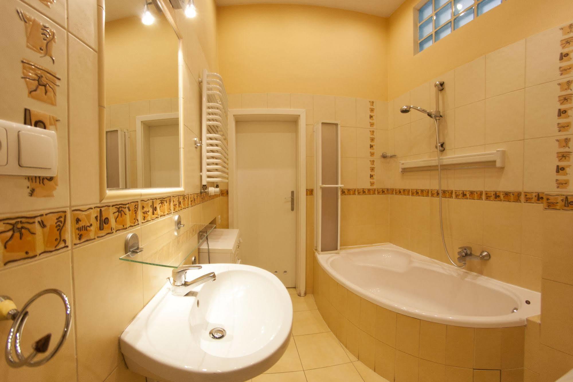 Nocny Krakow B&B Bagian luar foto